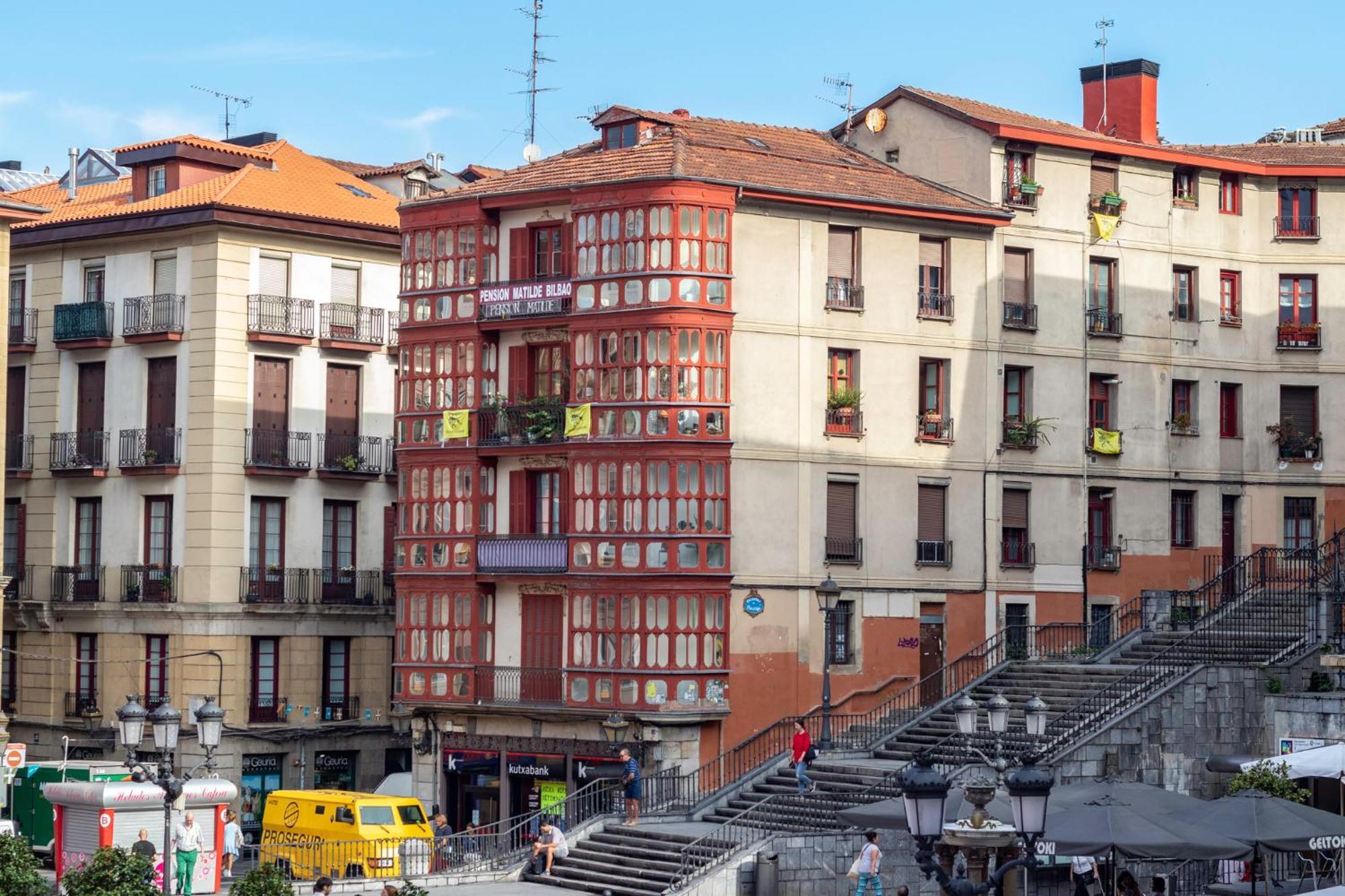 Plaza Unamuno - Casco Viejo - Parking Opcional Bilbao Exterior foto